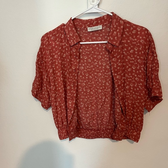 Tops - Women’s shirt